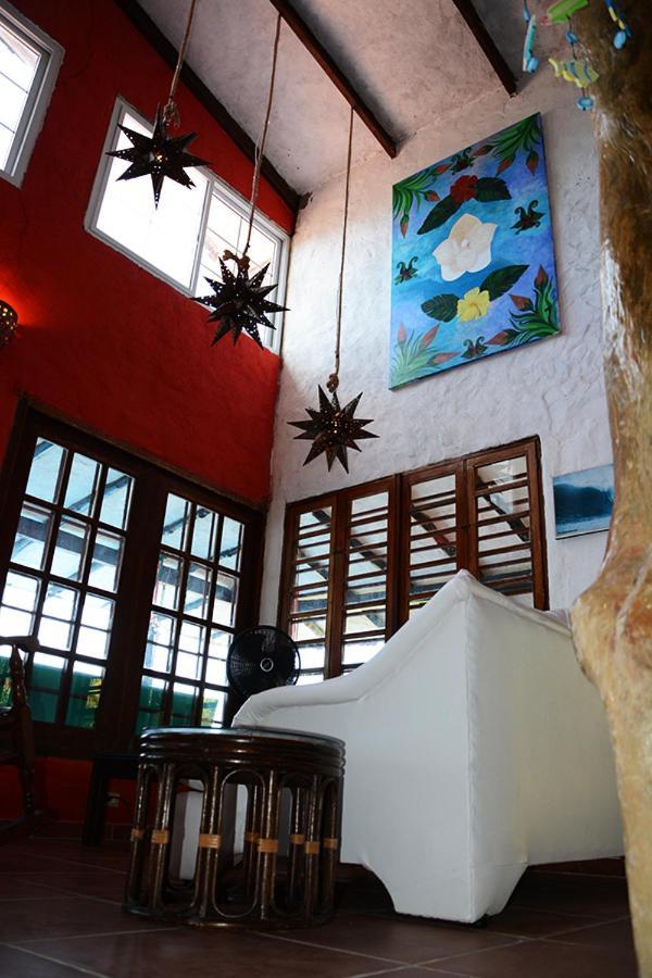 Oceanfront Bungalows - Paradise Rentals サンタ・カタリナ エクステリア 写真