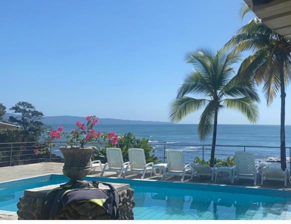 Oceanfront Bungalows - Paradise Rentals サンタ・カタリナ エクステリア 写真
